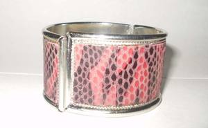 Miniature Pinscher Collar for Sale Online in India on <b>Etsy</b> India Available in Religious Antique Modern Traditional Styles - Product Image 5