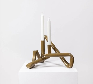 Bougeoir tube contemporain en aluminium mat et brillant élégant et solide pour les occasions de Noël - Product Image 1
