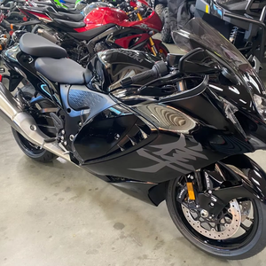 MOTO H & S 2025 SUZUKIS HAYABUSA GSX1300R NOUVEAU - Product Image 1