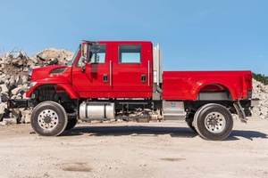 (F&2) Camion International 7400 Série SFA 4x4 d'occasion, modèle 2016 - Product Image 2