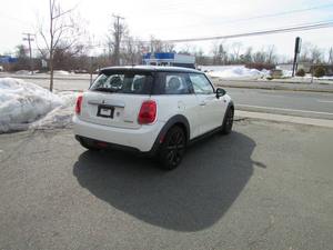 MINI Cooper 2dr Hatchback 2015 d'occasion - Product Image 2