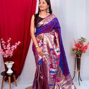 Magnifique Saree de travail en jacquard Rich Pallu Dernier créateur pour adultes pour les occasions spéciales - Product Image 1