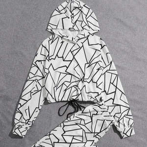 ชุดแทรคสูทผู้หญิงแบบลำลอง ปักลาย คุณภาพสูง รุ่นใหม่ล่าสุด ปี 2024 ผ้าโพลีเอสเตอร์/คอตตอน - Product Image 1