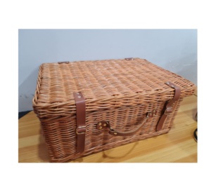 Vintage-Style Bamboo Water Hyacinth <b>Basket</b> with Lid and Carrying Handle <b>for</b> Storing Wine Fruit Cake New Year <b>Gifts</b> - Product Image 3