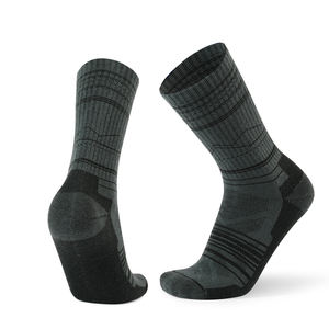 <b>Hot</b> Sell Sweat Absorbing Anti Odor Mens Sports <b>Socks</b> Cotton Black Shallow Mouth Four Seasons Short Tube Men's <b>Socks</b> Sports Wear - Product Image 6