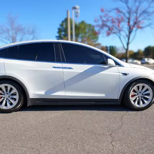 Berline hybride/essence 2.0L 2025, haute vitesse 200 km/h, véhicule compact 4 roues d'occasion prêt à l'exportation, NEDC 401-500 km, 110 kWh - Product Image 2