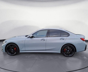 BMW Série 3 330d xDrive Berline M-Sport Innovation d'Occasion à Vendre, Volant à Gauche ou à Droite, Véhicule Usagé - Product Image 3