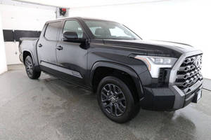 NUEVA Toyota Tundra Platinum 2023 de Construcción Estándar - Product Image 3