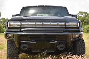 GMC Hummer-EV 3X Pickup CREW PICKUP ÉLECTRIQUE À TROIS RÉSEAUSSURES MOTRICES 2024 - Product Image 2