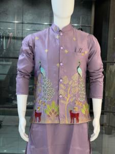 Designer Malai Satin Avec Lourde Broderie Kurta Pyjama Avec Koti Fabricant Et Fournisseur De L'Inde Au Taux Le Plus Bas - Product Image 6