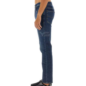 Jeans en denim respirant à boutons classiques pour homme, coupe régulière, confortable, avec logo de marque personnalisé et option multicolore - Product Image 6