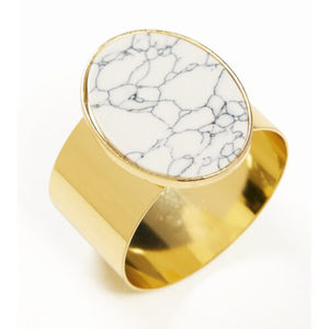 Luxury <b>cheap</b> Wholesale Indian Supplies Gold Finger <b>Ring</b> Design Metal Napkin <b>Ring</b> For Hotel Wedding Party Table Decoration - Product Image 1