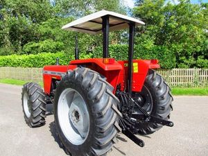 รถแทรกเตอร์ฟาร์ม Massey Ferguson 290 สีแดง ขับเคลื่อน 2 ล้อ ระบบเกียร์  ลดราคาพิเศษ  ระดับความปลอดภัยสูง - Product Image 3