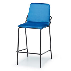 Taburete de Bar Moderno de Lujo Colin con Terciopelo y Patas de Metal Negro, Silla Alta para Barra de Cocina, Isla de Cocina, Comedor y Restaurante - Product Image 1