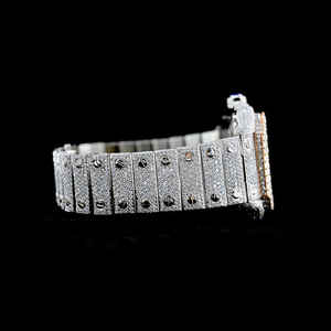 Montre analogique de luxe en diamant moissanite avec chiffres arabes étanches Conception de carton de bande en acier inoxydable pour hommes et femmes - Product Image 3