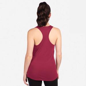 Camiseta sin Mangas Ideal Racerback de Next Level Apparel para el Verano 2026, Color Crema Banana, 60% Algodón, 40% Poliéster, para Mujer - Product Image 4