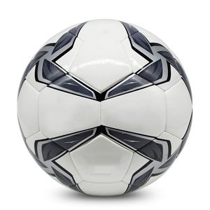 Ballon de football pliable léger, best-seller, en cuir PU, logo personnalisé cousu, fabriqué au Pakistan, taille officielle 5, ballon d'entraînement - Product Image 1