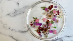 Nueva bandeja de servicio decorativa de resina Art Deco hecha a mano de forma redonda, pieza única para restaurantes y hoteles, porciones de cena - Product Image 5