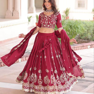 Elegante Conjunto Lehenga Choli de Seda Vichitra Color Granate, Completamente Cosido y Elástico, con Lentejuelas y Bordado de Hilo, Diseño de Alta Costura para Bodas - Product Image 1