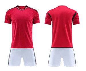 Uniforme de Fútbol Unisex Transpirable con Cuello Redondo, Personalizable con Nombre de Equipo, 100% Poliéster, Tela de Alta Calidad con Impresión por Transferencia de Calor de 240g - Product Image 1