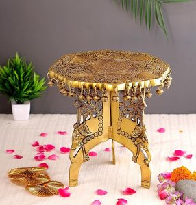 Mesa auxiliar de latón de alta calidad con marco geométrico único para hogares de moda Accesible disponible a un precio asequible de la India - Product Image 1