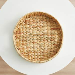 Round water hyacinth <b>tray</b> <b>with</b> cutout handles best quality ring & accessories storage <b>trays</b> - Product Image 2