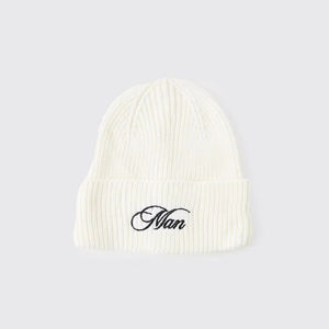 Bonnets en tricot en acrylique blanc de style moderne pour adultes et jeunes Bonnets unisexes souples, confortables et légers pour l'hiver - Product Image 1