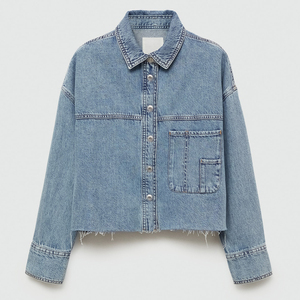 Veste en jean bleu délavé pour femmes, coupe décontractée, boutonnée, pour un style tendance au quotidien, mode urbaine élégante et moderne - Product Image 2
