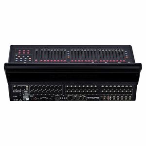 Consola de mezclas digital en vivo M32 con Stagebox DL32 para ingenieros de sonido profesionales - Product Image 3