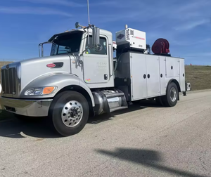 Precio Accesible, Camión de Servicio Mecánico Usado Peterbilt S337 2019 - Manual/Automático, Listo para Entrega - Product Image 2