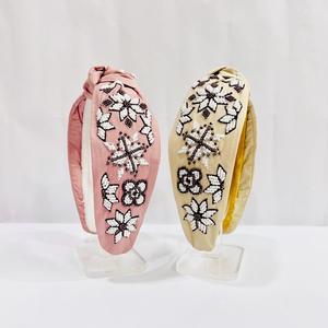 Bandeaux perlés accessoire de cheveux à la mode de luxe à la mode bandeau perlé à strass de graine fait à la main indien haut noué bandeaux - Product Image 3