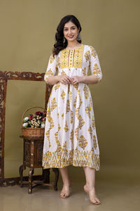 Robe longue à imprimé floral, robe longue Kurta, tenue de soirée, col fermé, en coton, robe pour femmes d'Inde - Product Image 4