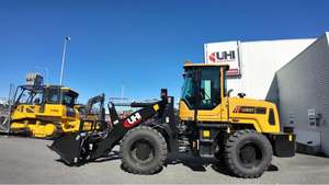 Cargadora de Ruedas 819 123HP LG825T con Capacidad de Carga de 2.5T - Product Image 4