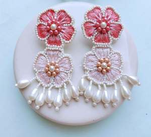 Pendientes bordados hechos a mano, pendientes personalizados con múltiples cuentas, joyería festiva para mujer al mejor precio, pendientes con cuentas. - Product Image 3