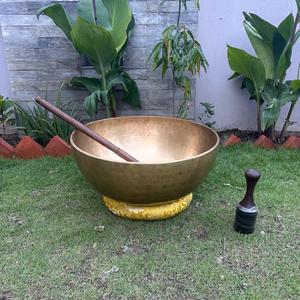 Cuenco de canto budista de bronce tradicional grande, artesanía de Metal para terapia de sonido para curación de Chakras - Product Image 2