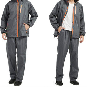 Veste de randonnée imperméable à capuche en polyester haute performance, couleur unie, style urbain, pour hommes - Product Image 2