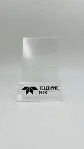 Organisez votre espace avec notre support de téléphone portable en acrylique, conçu pour la stabilité et le style, le rendant parfait pour une utilisation à domicile - Product Image 5