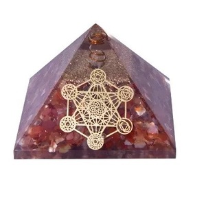 Pyramide d'orgonite en cristal de cornaline, Protection EMF, générateur d'énergie Metatrons 7 Chakra pyramide d'orgonite à vendre - Product Image 3
