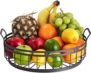 Panier à fruits artisanal en fer forgé pour la décoration de la maison et de la cuisine, mettant en valeur le travail artistique du métal et offrant un présentoir à fruits pratique - Product Image 1