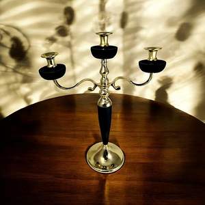 Candélabre en aluminium à trois bougies avec base ronde candélabre de décoration de mariage finlandais polonais miroir - Product Image 2