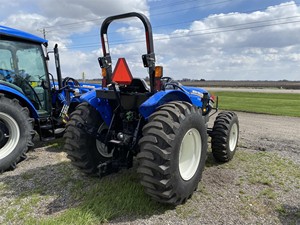 รถแทรกเตอร์นิวฮอลแลนด์เวิร์คมาสเตอร์ 60 ปี 2023 ใหม่ และรถแทรกเตอร์นิวฮอลแลนด์ขนาดกะทัดรัดสำหรับการเกษตร ราคาไม่แพง - Product Image 6