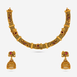 Antique <b>Necklace</b> 188972 Elegant and Timeless for Wedding Occasions - Product Image 1