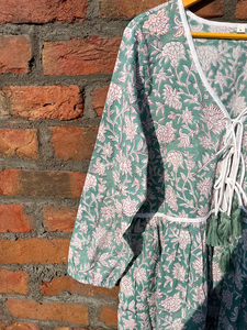 100% coton main bloc imprimé Boho Maxi robe Style indien longue robe avec technique brodée et décoration de gland - Product Image 3