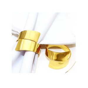 Anneaux de serviette en métal de qualité supérieure offrant un design minimaliste et une finition durable pour des tables élégantes au quotidien et pour les occasions festives - Product Image 6