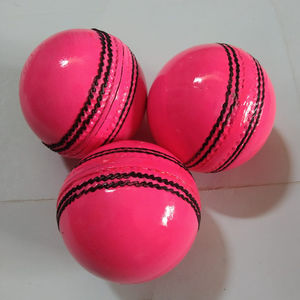 Pelotas de críquet de cuero genuino de Color rosa de buena calidad para practicar cosidas a mano de grado A | Fabricante oficial senior de pelotas duras - Product Image 6