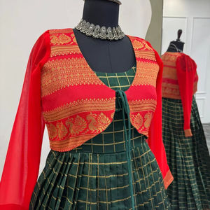 ชุดปาร์ตี้สวยและ Koti - Product Image 1