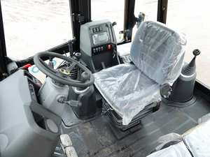 Chargeur frontal et tracteur JCB 3DX Plus 4x4 2024 avec moteur de 92 kW - Product Image 3