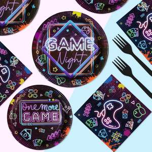 Haute qualité 9 pouces 320 GSM assiettes en papier jetables vaisselle biodégradable ronde vaisselle compostable pour assiettes d'événements - Product Image 1