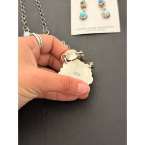 Ensemble de colliers Ella Peters en turquoise mélangée et argent sterling avec motif floral pour cadeau - Product Image 5