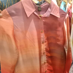 Blusa abotonada de manga larga con degradado de algodón Premium al por mayor 2025, blusa informal Vintage, tonos rojos y naranjas para frente de verano - Product Image 1